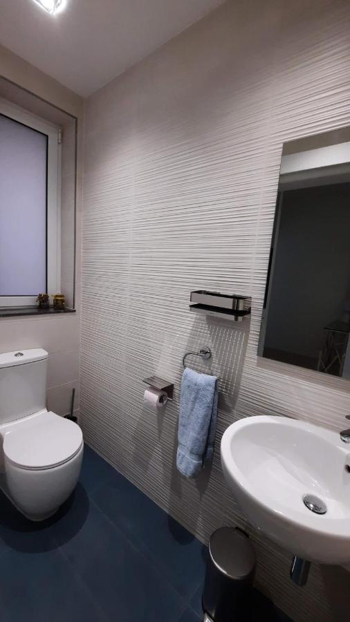 Spacious Side-Sea View Apartment At St Paul'S Bay St. Paul's Bay Bagian luar foto